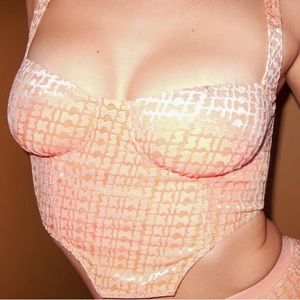 Skims velvet corset crop top size 3X